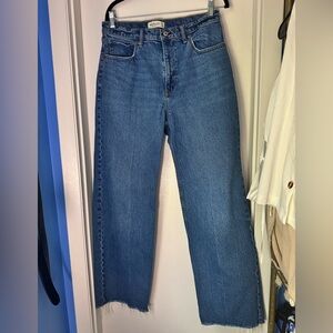 Women’s Abercrombie The 90’s Relaxed Jean High Rise - Medium Wash - Size 12/31